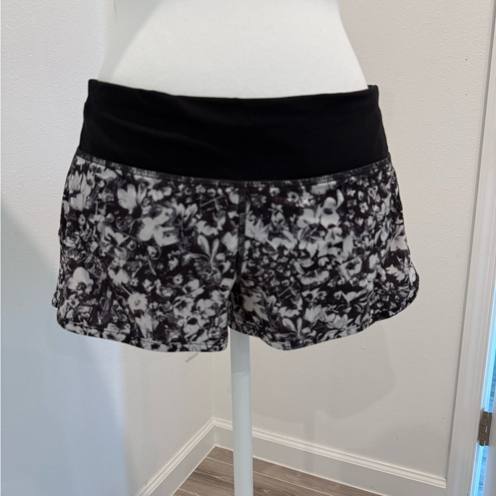 Floral Black and White Women's Shorts